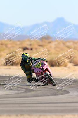 media/Jan-10-2025-CVMA Friday Practice (Fri) [[489e0da257]]/Group 4 and Trackday/Session 4 (Turn 16)/